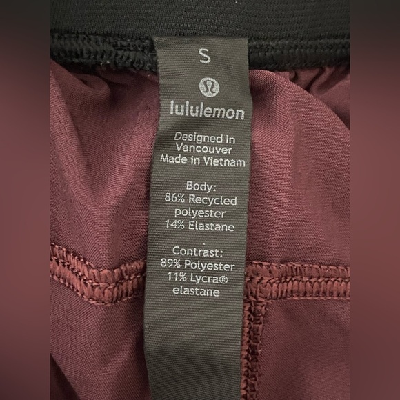 Lululemon THE Short 9.5” Men’s Shorts in Incognito Camo Red - Size Small - Picture 9 of 9